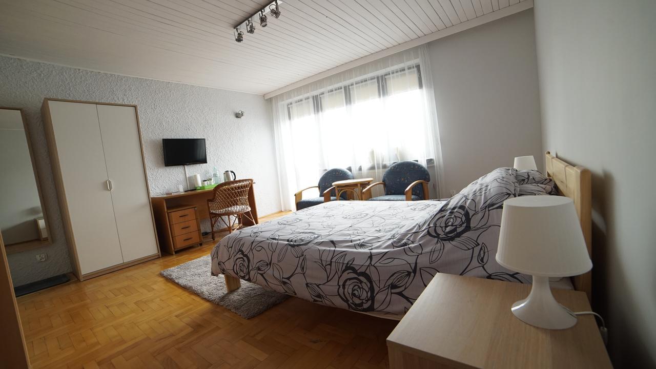 Swierkowy Nałęczów Esterno foto