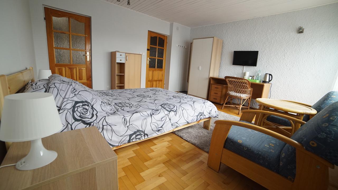 Swierkowy Nałęczów Esterno foto